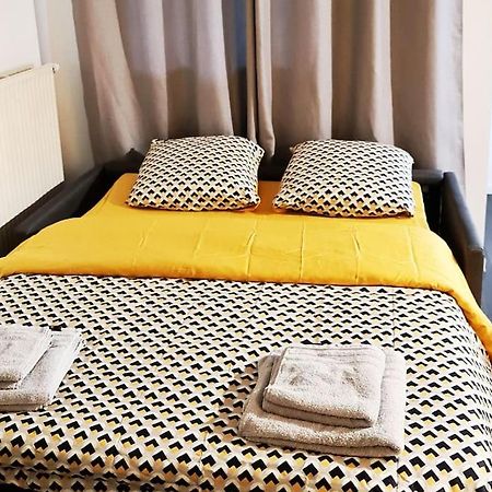 Le Jules Val - Studio Cosy En Residence + Parking + Wi-Fi Evry-Gregy-sur-Yerre Bagian luar foto