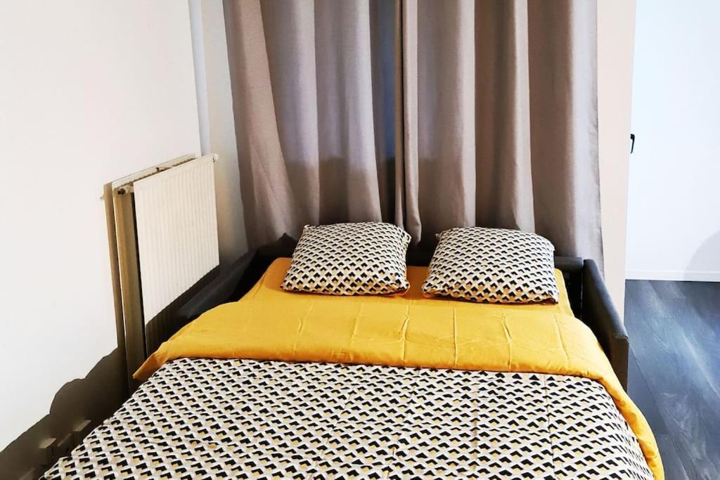 Le Jules Val - Studio Cosy En Residence + Parking + Wi-Fi Evry-Gregy-sur-Yerre Bagian luar foto